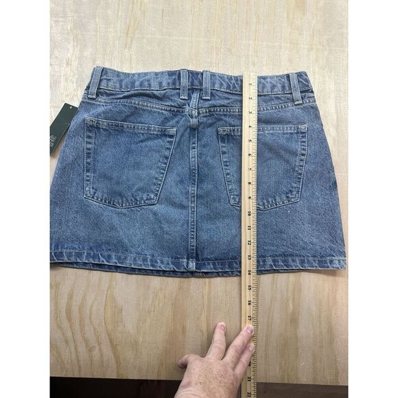 Women's Size Sz 8 Low-Rise Denim Mini Skirt, Number 03, Blue With 3 Patches NWTs - Picture 4 of 4
